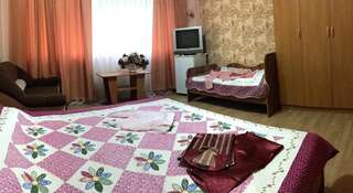 Гостиница Пижама Адлер Двухместный номер Делюкс с 1 кроватью (на 2 взрослых + 1 ребенка)-2